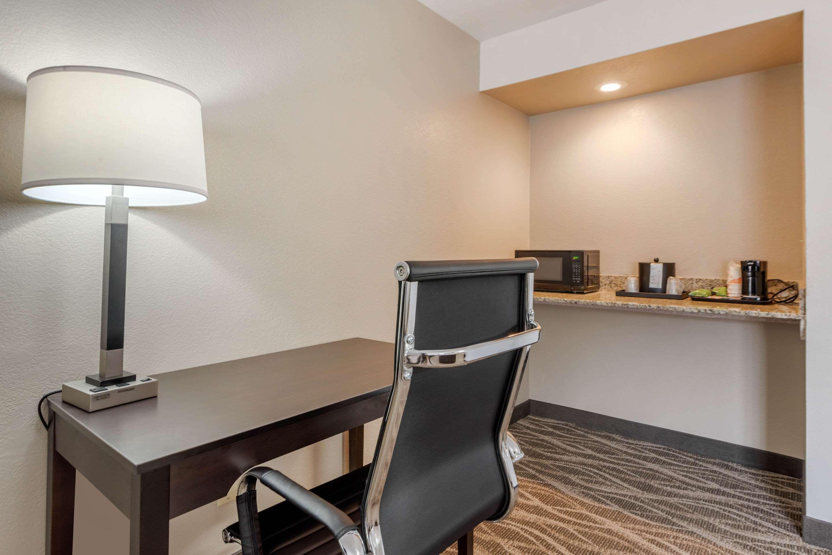 Quality Inn & Suites Саут-Форк Экстерьер фото